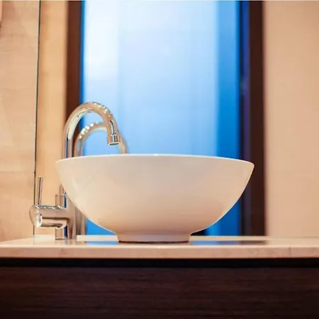 Bright And Comfortable- Golden Apartments- Platinum Towers&201